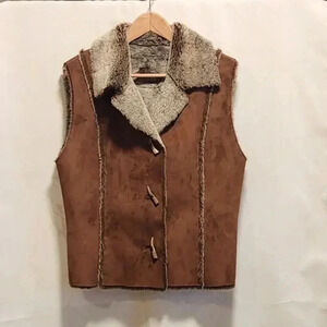 Vintage Fjallraven Women's Size Large Faux Suede &‎ Fur Lined Vest Brown Toggle